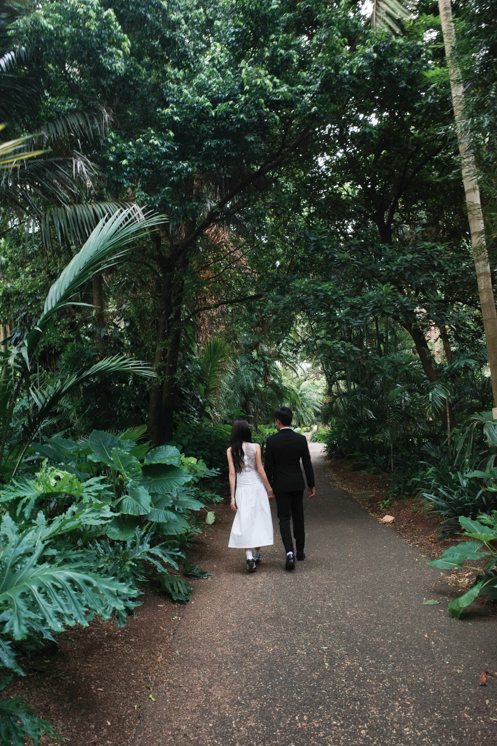 TwoInOne_悉尼婚纱照_悉尼婚纱摄影_CityWalk_FeifeiDelon_23.jpg