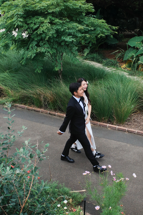 TwoInOne_悉尼婚纱照_悉尼婚纱摄影_CityWalk_FeifeiDelon_24.jpg